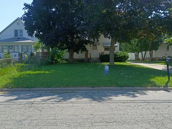 1909 Michigan Ave, Bay City, MI 48708
