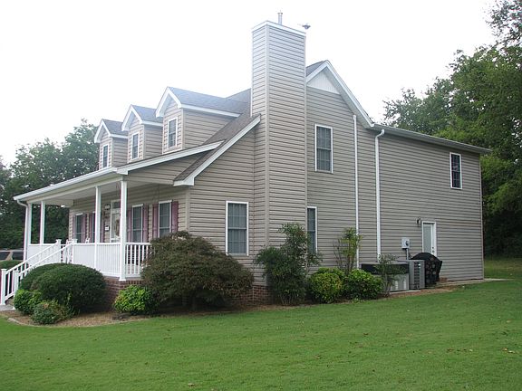 2nd image of 115 Brookfield Dr