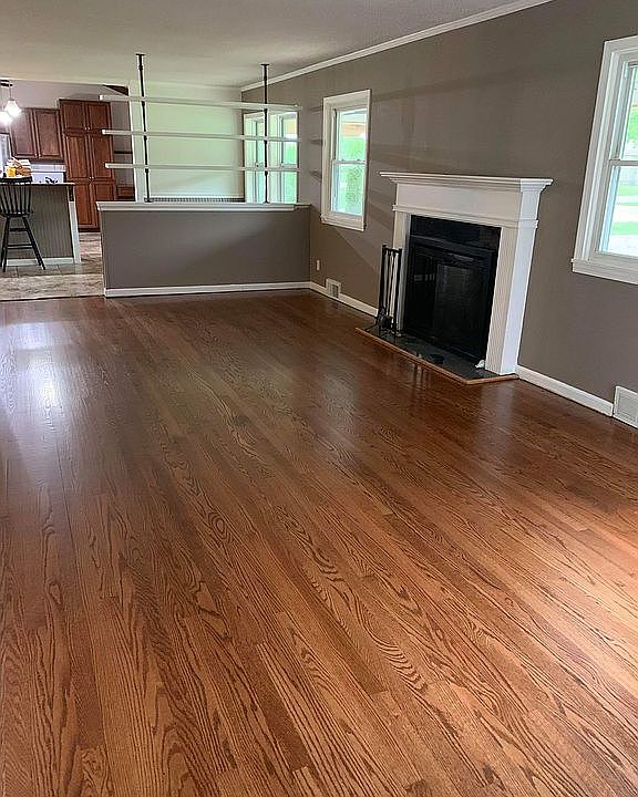 1st image of 188 Gladys Ave