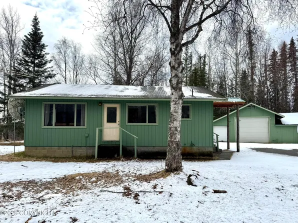 3520 Beaver Loop Rd, Kenai, AK 99611