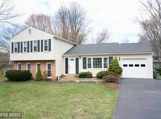 12406 Kings Lake Dr, Reston, VA 20191