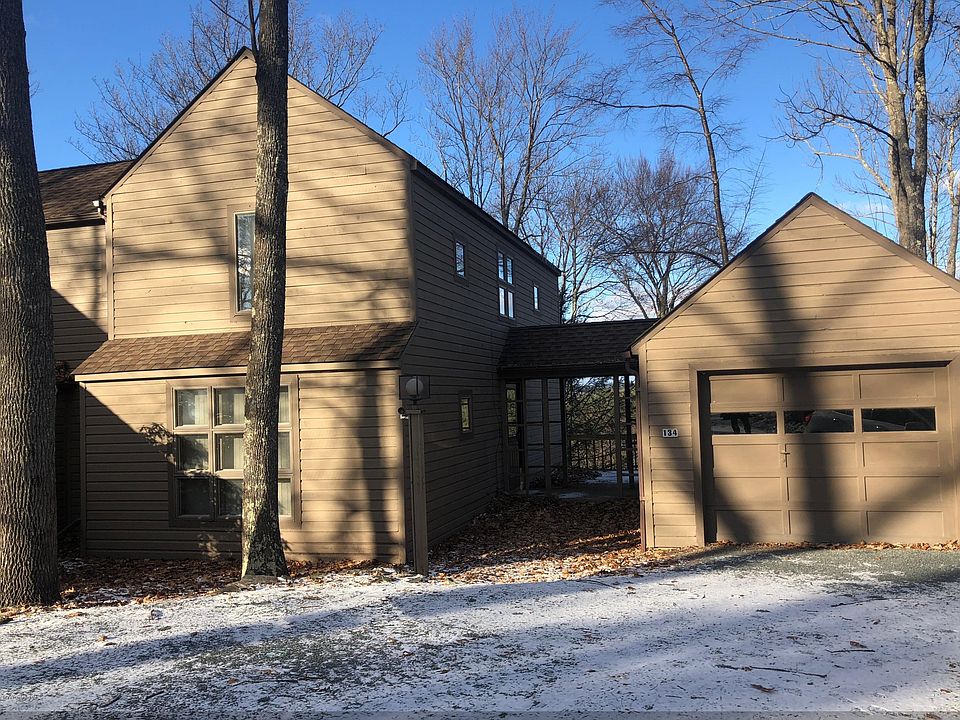 1st image of 134 Woodmont Cir