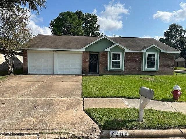3 bed, 2.0 bath, 1237 sqft, $1,750 — Photo 2