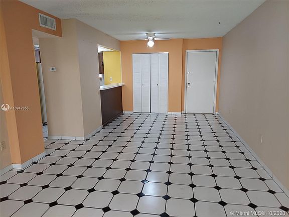 4th image of 8893 Fontainebleau Blvd APT 105