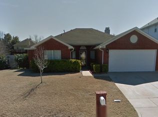 920 Winterwood Ct, Arlington, TX 76017