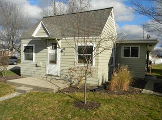 422 N Ferry St #2, Ludington, MI 49431