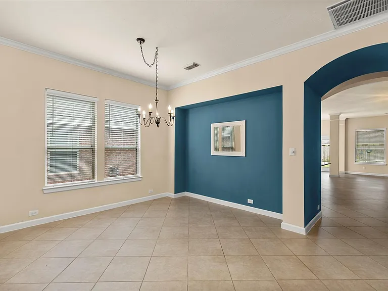 19511 Dunlay Springs Dr — Photo 4