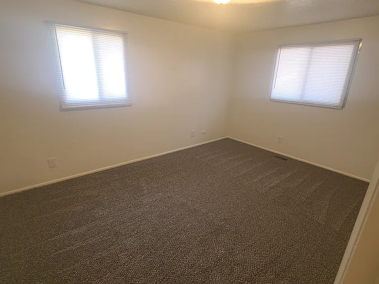 4002 S Madison Ave #1 — Photo 11