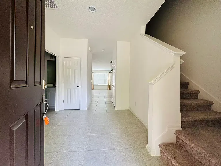 8166 Mosaic Ln — Photo 3
