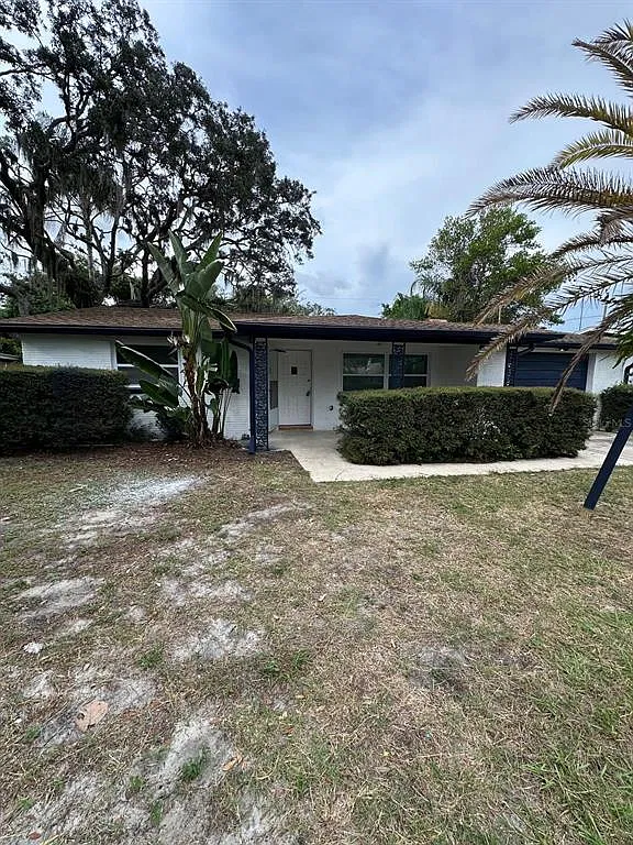 3 bed, 2.0 bath, 1377 sqft, $1,795 — Photo 1
