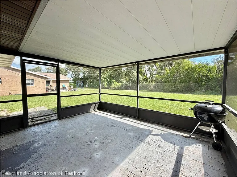 3824 Citroen Dr — Photo 4