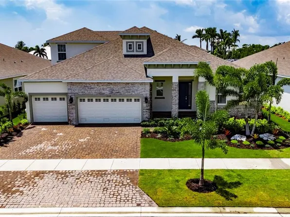 1028 Signet Dr, Apollo Beach, FL 33572