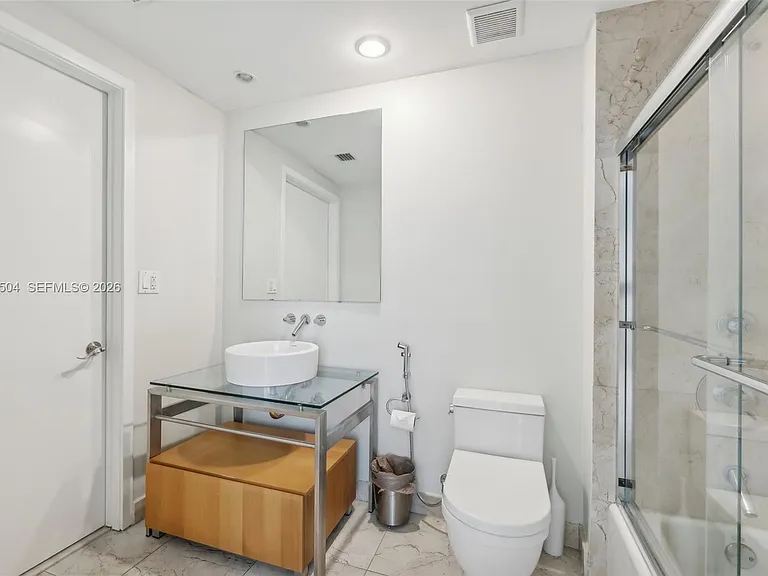 6000 Collins Ave #306 — Photo 16