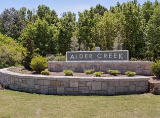 749 Meadow Ridge Ln, Cumming, GA 30040