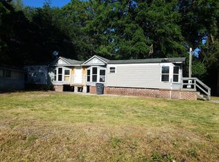 160 Dawsey Dr, Bonneau, SC 29431