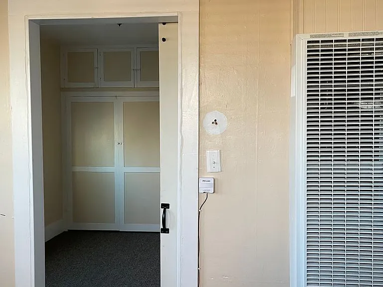 632 Harrison Ave — Photo 9