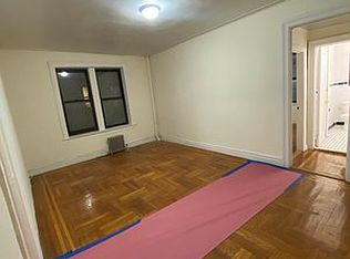 45 Thayer St #4K, New York, NY 10040
