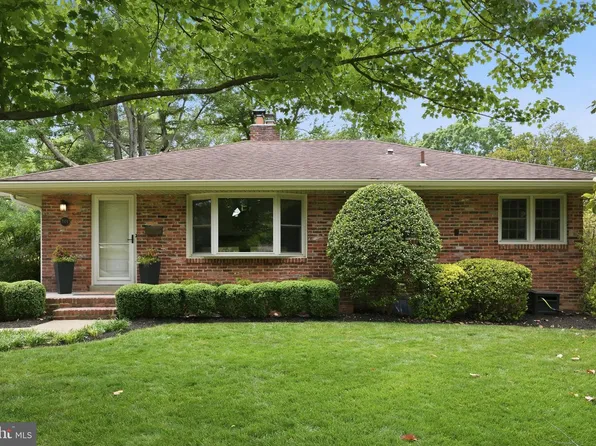 7914 Bainbridge Rd, Alexandria, VA 22308