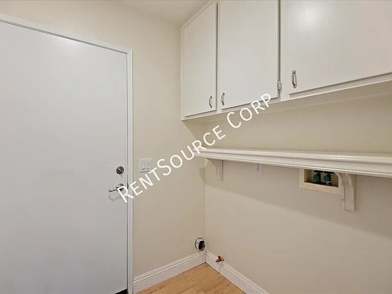 22900 Cheyenne Dr — Photo 12