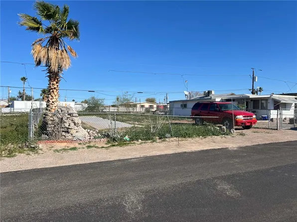 559 Silver Ln, Bullhead City, AZ 86442