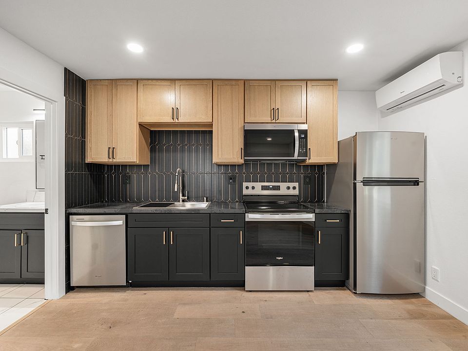 1st image of 6750 Cowles Mountain Blvd #A