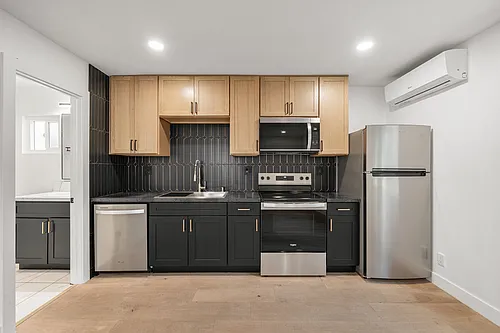 6750 Cowles Mountain Blvd #A Photo 1 6750 Cowles Mountain Blvd #A Photo 1