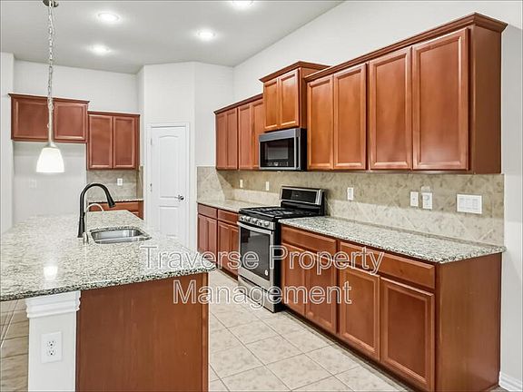5th image of 8120 Charford Dr