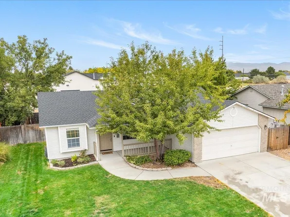 9050 W Mediterranean Dr, Boise, ID 83709