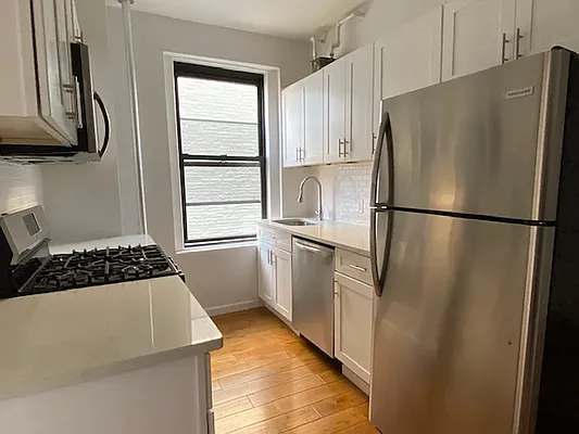 Rented by REAL New York | media 5