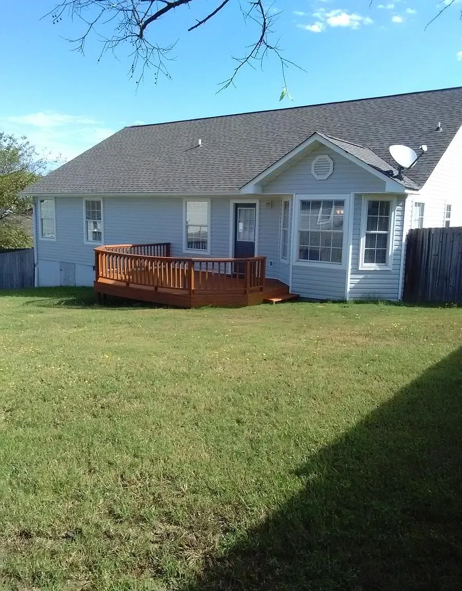 3 bed, 1554 sqft, $1,800 — Photo 3
