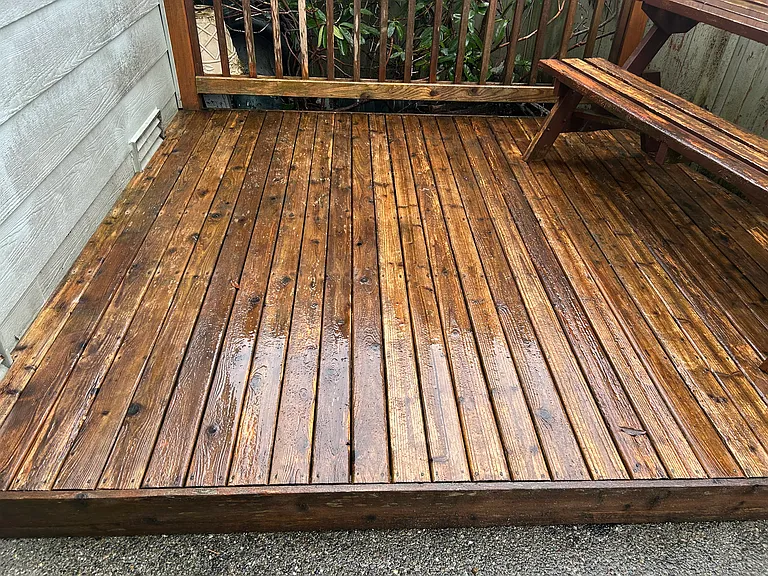 wooden deck for Sun Spa