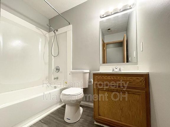 5th image of 126 Revere Ave APT 11