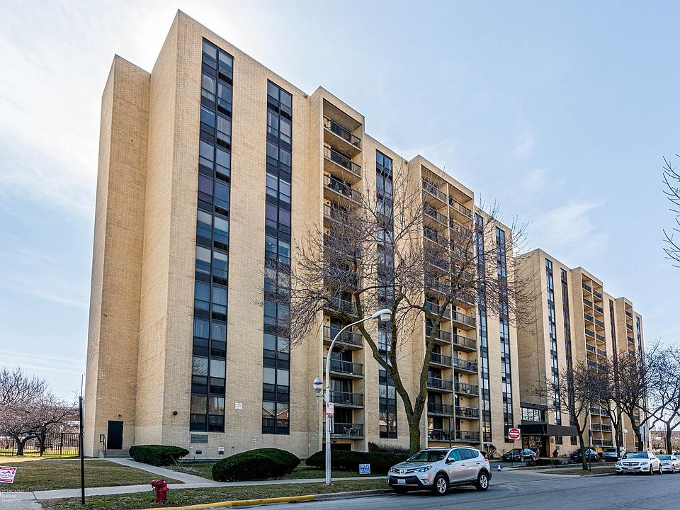 1st image of 501 W 24th Pl APT 201