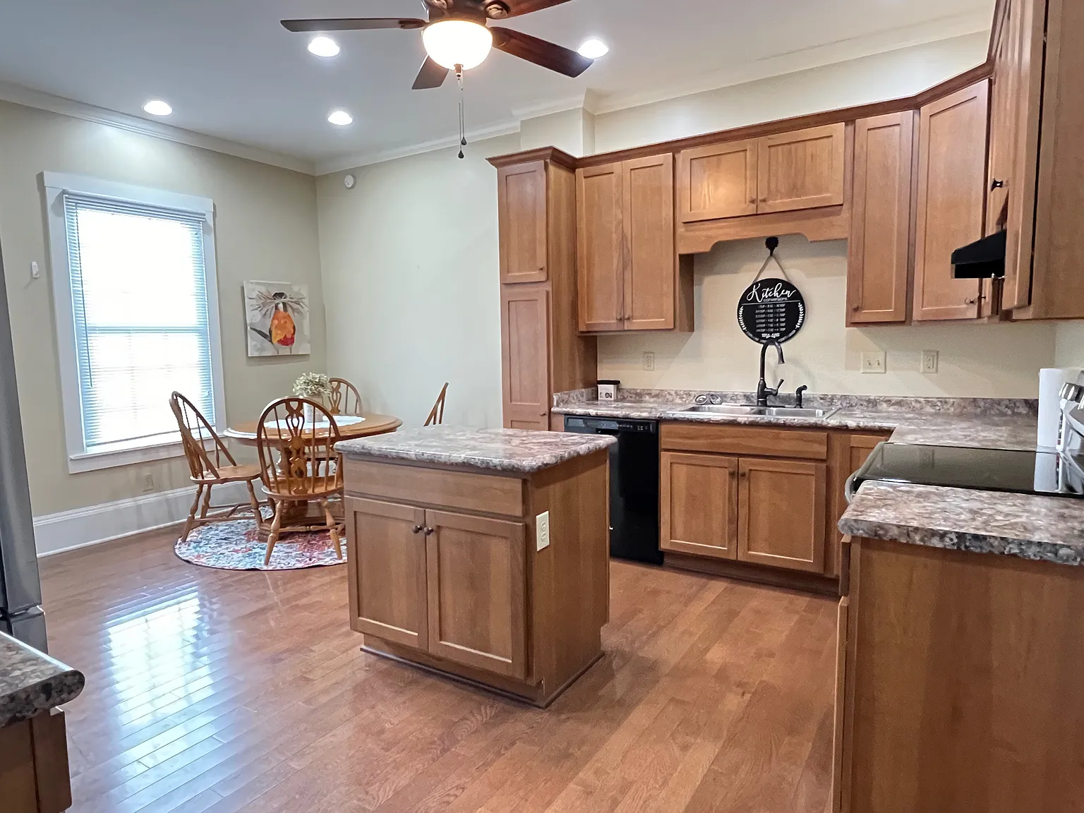 2 bed, 1254 sqft, $1,250 — Photo 3
