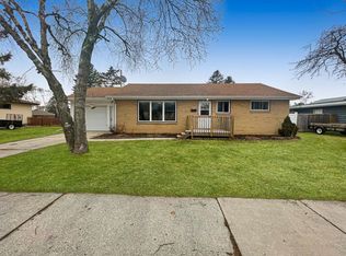 1438 N 10th St, Manitowoc, WI 54220