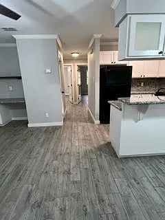 302 N Montevideo Ave #3 — Photo 2