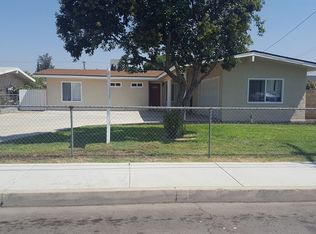 554 E 2nd St, Rialto, CA 92376