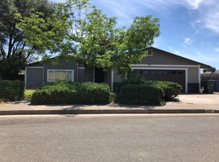 451 Bedrock Ln, Redding, CA 96003