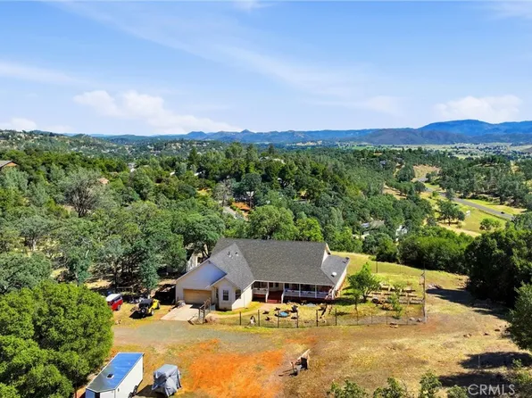 16965 Spruce Grove Rd, Hidden Valley Lake, CA 95467