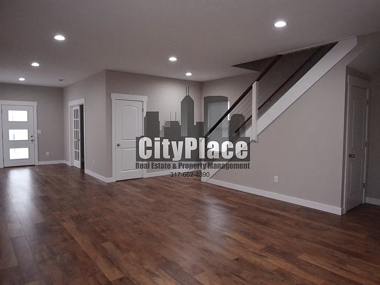 1399 Hoefgen St — Photo 13