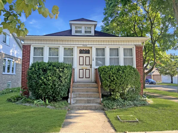 5800 W Waveland Ave, Chicago, IL 60634