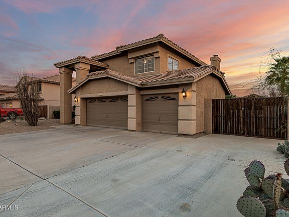 2nd image of 1363 W MUIRWOOD Drive