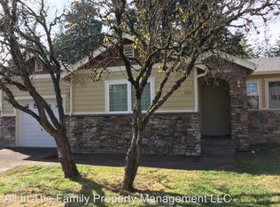 2225 SE 143rd Ave, Portland, OR