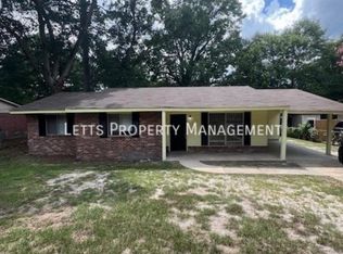 1011 Rosewood Dr, Columbus, GA 31907