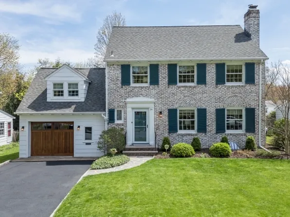 26 Claremont Dr, Millburn Twp., NJ 07078