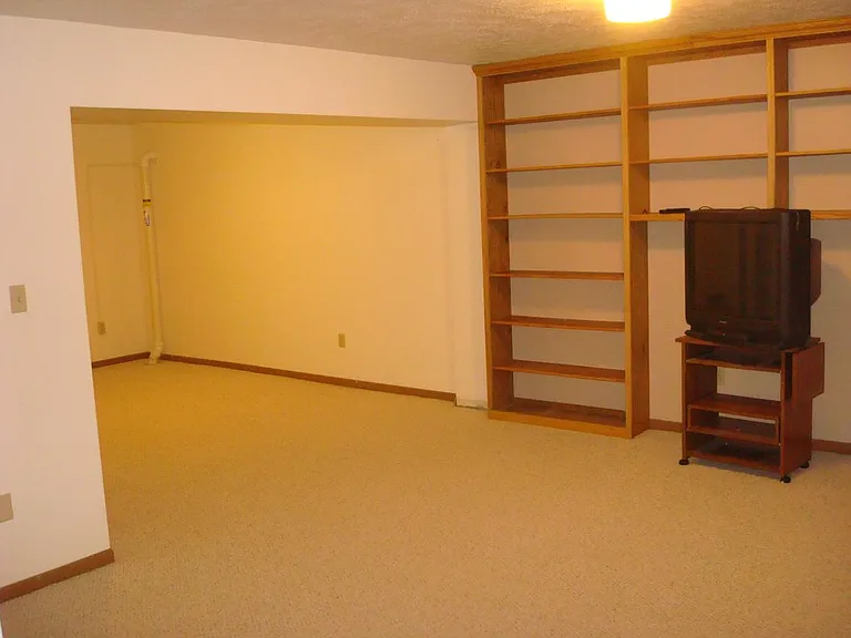1528 Blue Course Dr — Photo 6
