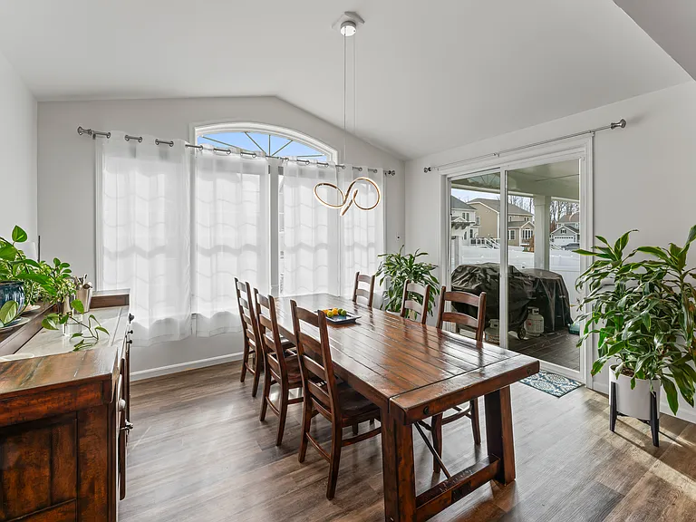 7810 Bexley Ln — Photo 14