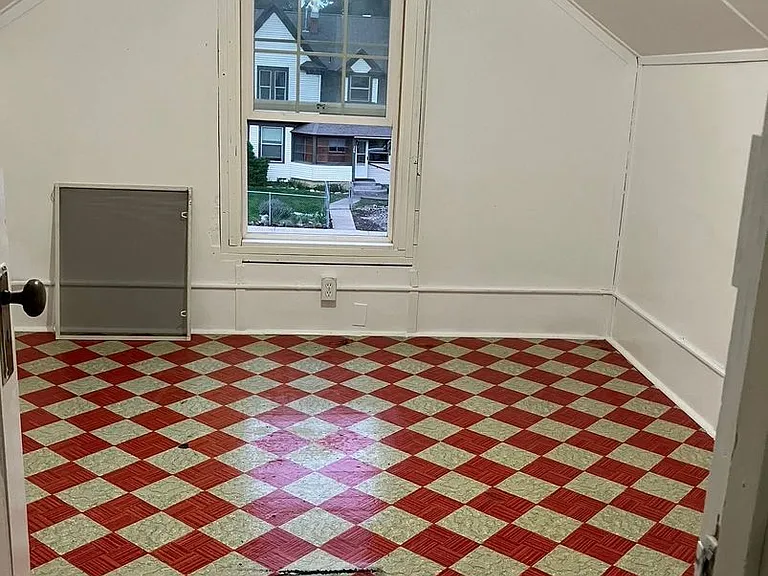 509 N Cle Elum St — Photo 14
