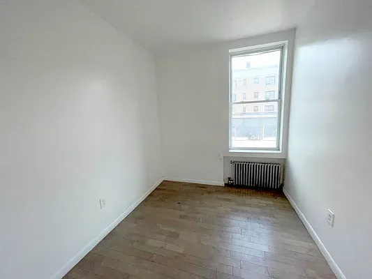 Rented by Elite NY Holdings | media 3