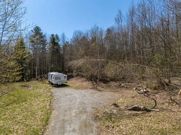 106 Chestnut Road, Newport, NH 03773